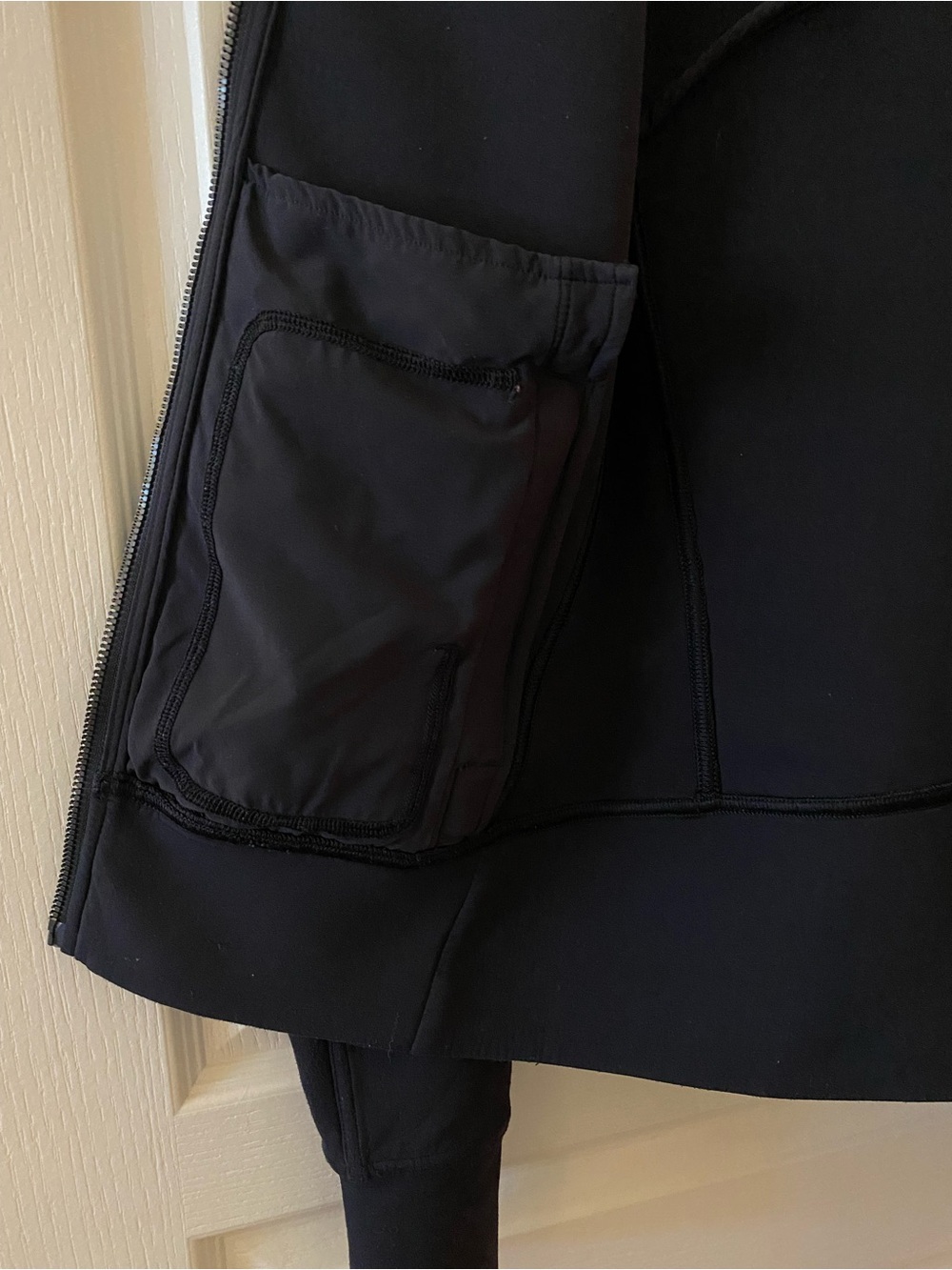 LULULEMON Tech Lux Jacket in Black - 4 - Picture 11 of 16